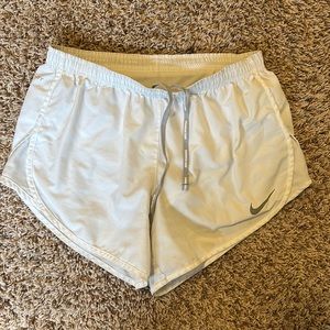 White nike shorts